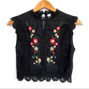 FLOERNS Women's Mock Neck Guipure Lace Trim Embroidery Blouse Top